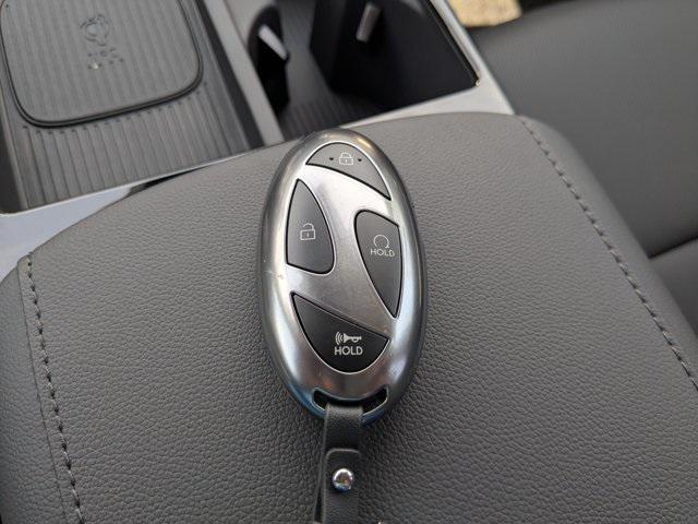 Photo of 2025 Ash Black Hyundai TUCSON Hybrid
