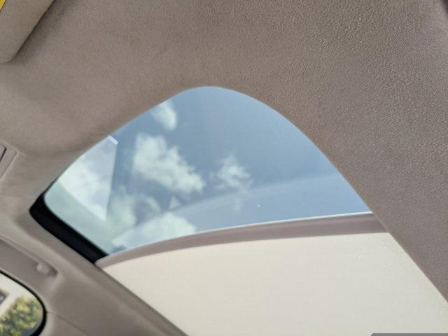 Photo of 2020 White Pearl Jaguar F-PACE