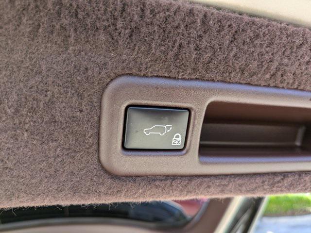 Photo of 2018 Cashmere Lexus RX 350