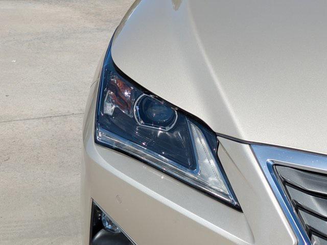 Photo of 2018 Cashmere Lexus RX 350