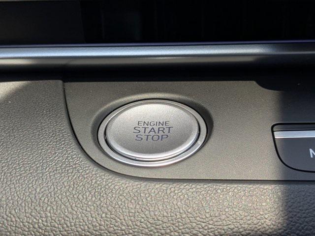 Photo of 2025 Ultimate Red Hyundai ELANTRA