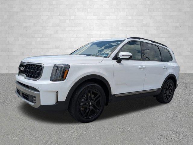Photo of 2023 Glacial White Pearl Kia Telluride