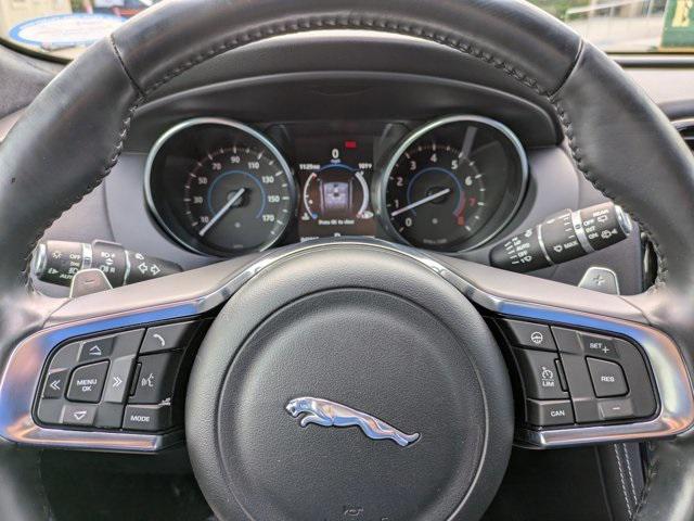 Photo of 2017 Ultimate Black Metallic Jaguar F-PACE