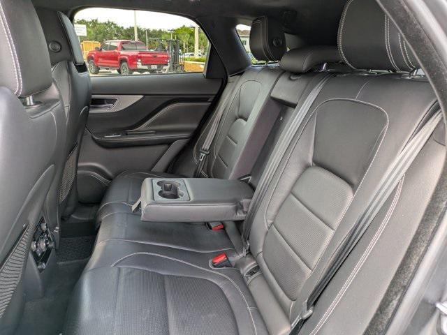 Photo of 2017 Ultimate Black Metallic Jaguar F-PACE
