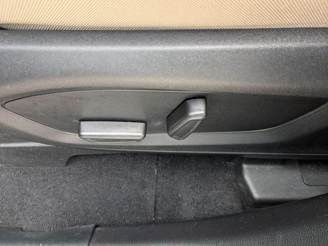 Photo of 2021 Agate Black Metallic Ford Explorer
