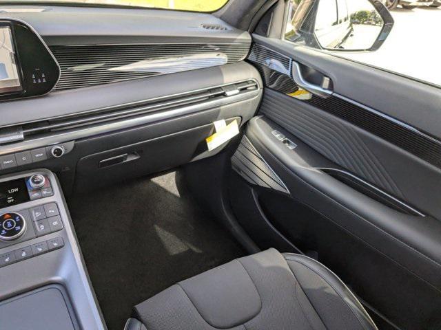 Photo of 2025 Abyss Black Pearl Hyundai PALISADE