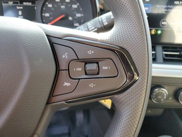 Photo of 2026 Summit White Chevrolet Trax