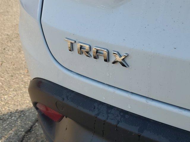 Photo of 2026 Summit White Chevrolet Trax