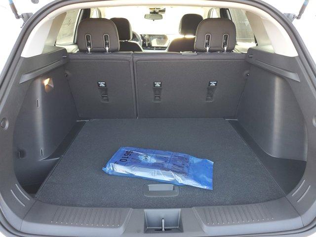 Photo of 2026 Summit White Chevrolet Trax