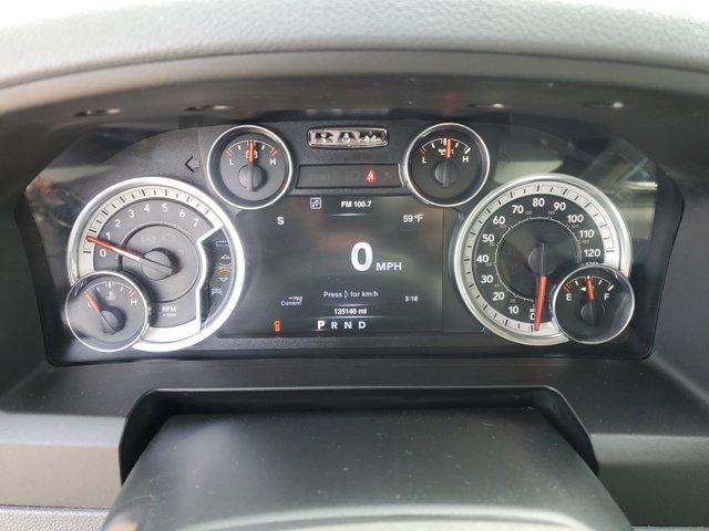 Photo of 2016 Brilliant Black Crystal Pearlcoat RAM 1500