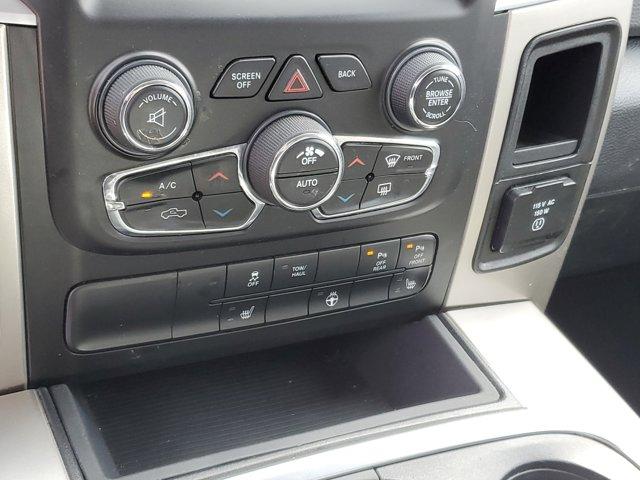 Photo of 2016 Brilliant Black Crystal Pearlcoat RAM 1500