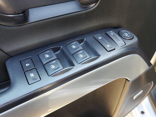 Photo of 2018 Silver Ice Metallic Chevrolet Silverado 1500