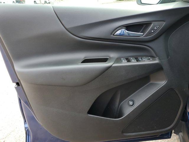 Photo of 2022 Blue Glow Metallic Chevrolet Equinox