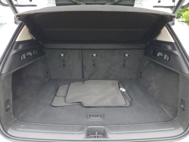 Photo of 2022 Summit White Buick Envision