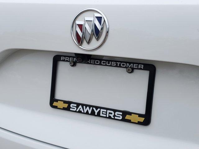 Photo of 2022 Summit White Buick Envision