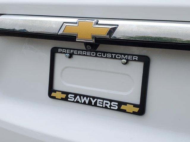 Photo of 2022 Summit White Chevrolet Traverse
