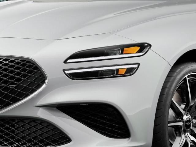 Photo of 2025 Uyuni White Genesis G70