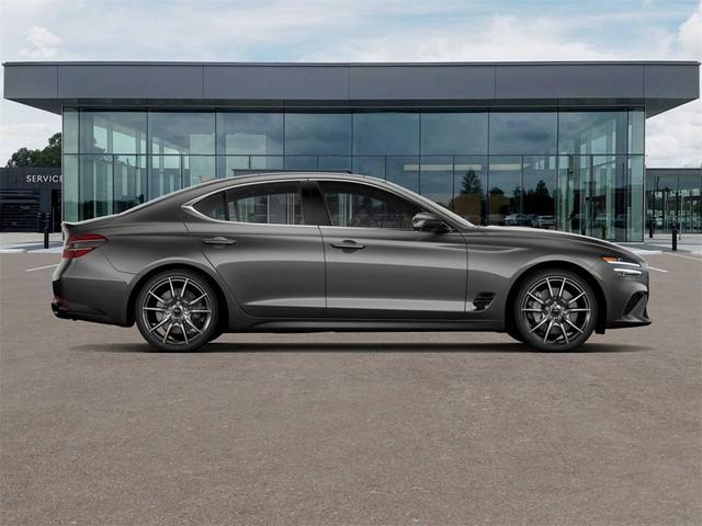 Photo of 2026 Makalu Gray Genesis G70
