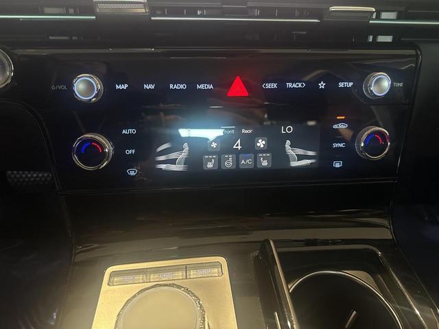 Photo of 2025 Makalu Gray Genesis G80