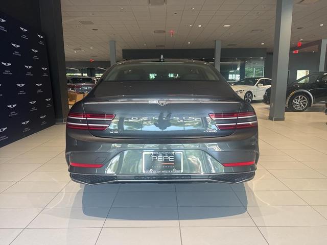 Photo of 2025 Makalu Gray Genesis G80