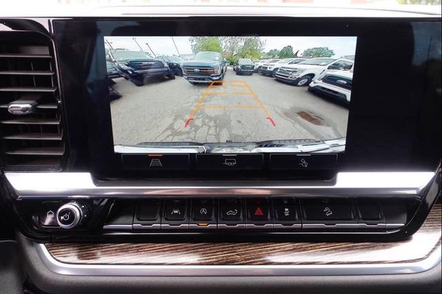 Photo of 2022 Black GMC Sierra 1500