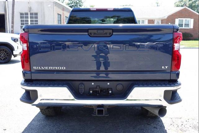 Photo of 2022 Blue Chevrolet Silverado 2500