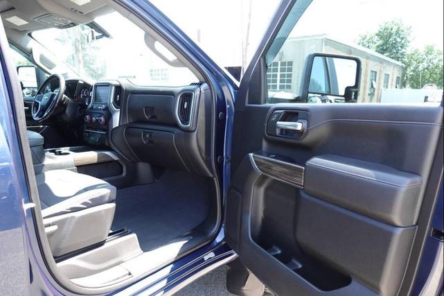 Photo of 2022 Blue Chevrolet Silverado 2500