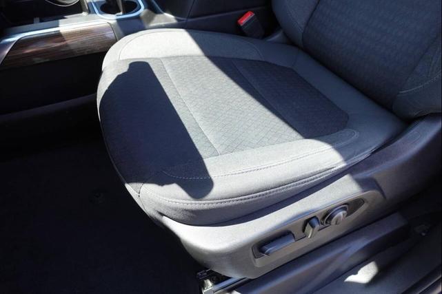 Photo of 2022 Blue Chevrolet Silverado 2500