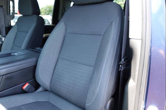 Photo of 2022 Blue Chevrolet Silverado 2500