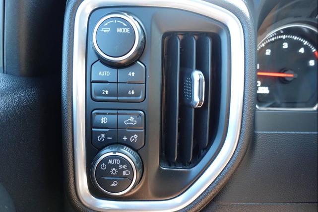 Photo of 2022 Blue Chevrolet Silverado 2500