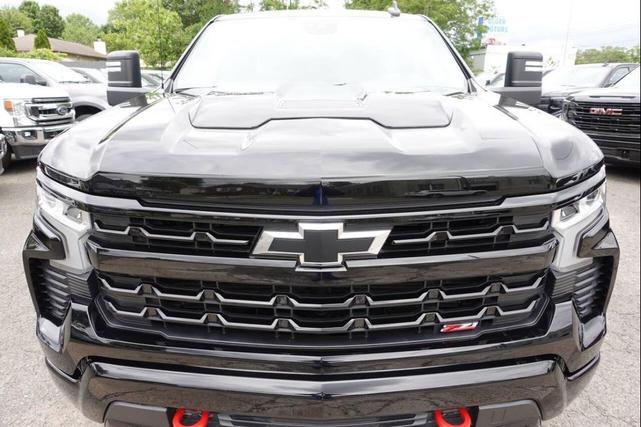 Photo of 2023 Black Chevrolet Silverado 1500