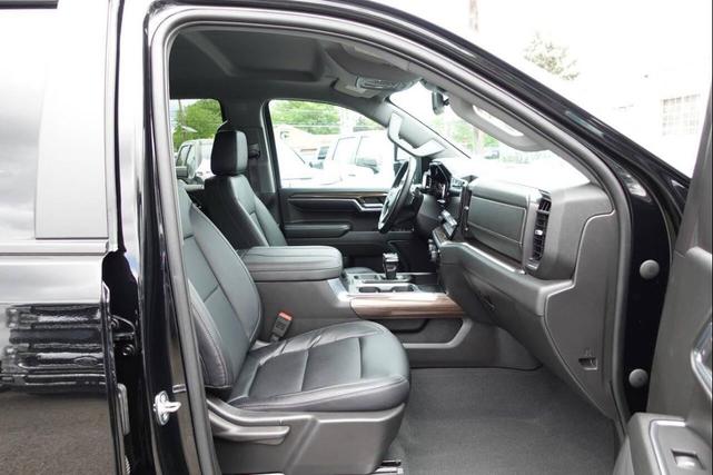 Photo of 2023 Black Chevrolet Silverado 1500