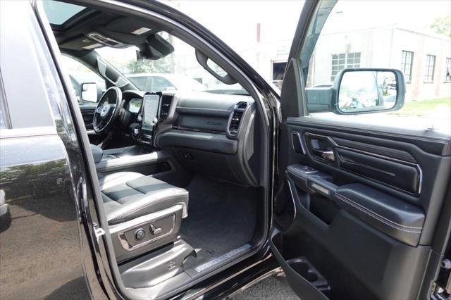 Photo of 2022 Black RAM 1500