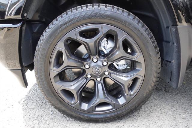 Photo of 2022 Black RAM 1500