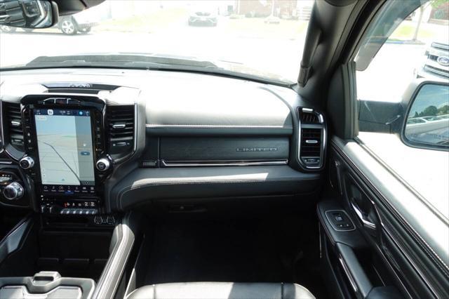 Photo of 2022 Black RAM 1500