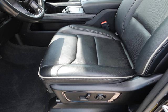 Photo of 2022 Black RAM 1500