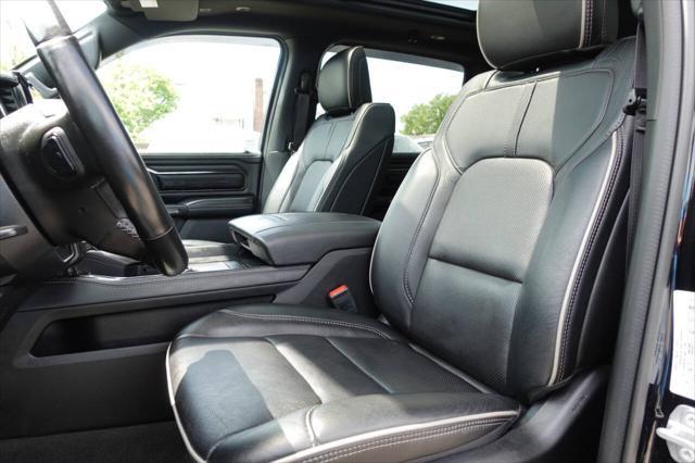 Photo of 2022 Black RAM 1500
