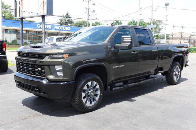 Photo of 2023 Green Chevrolet Silverado 2500