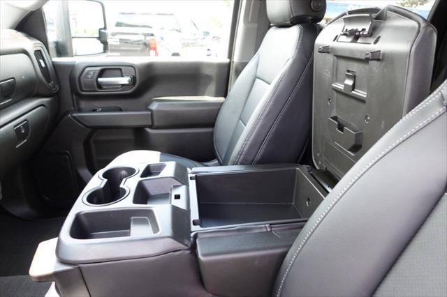 Photo of 2023 Green Chevrolet Silverado 2500
