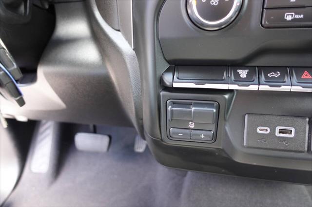Photo of 2023 Green Chevrolet Silverado 2500