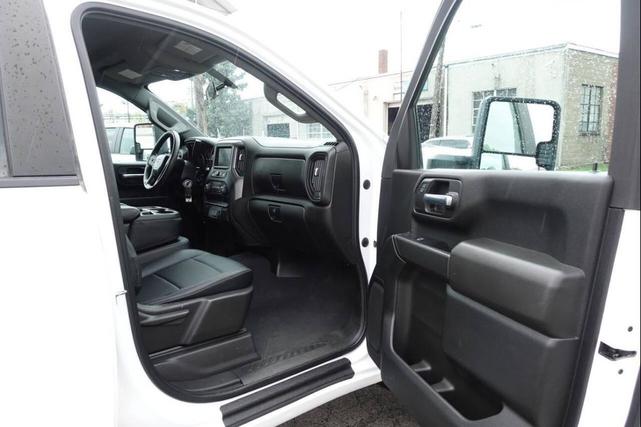 Photo of 2023 White Chevrolet Silverado 2500