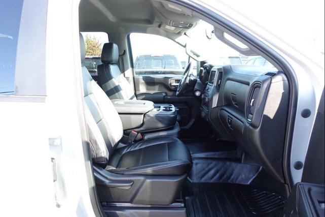 Photo of 2022 Silver Chevrolet Silverado 2500