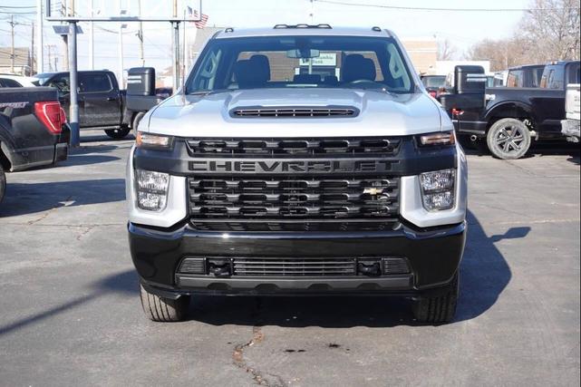 Photo of 2022 Silver Chevrolet Silverado 2500