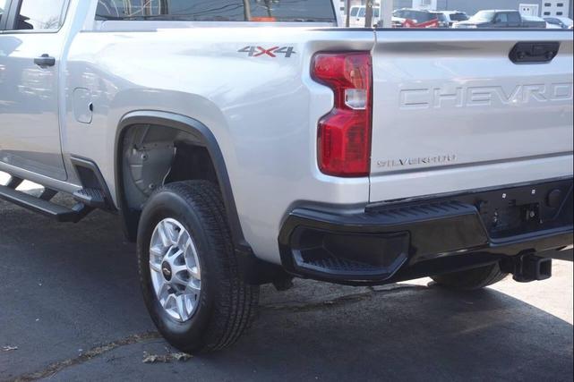 Photo of 2022 Silver Chevrolet Silverado 2500