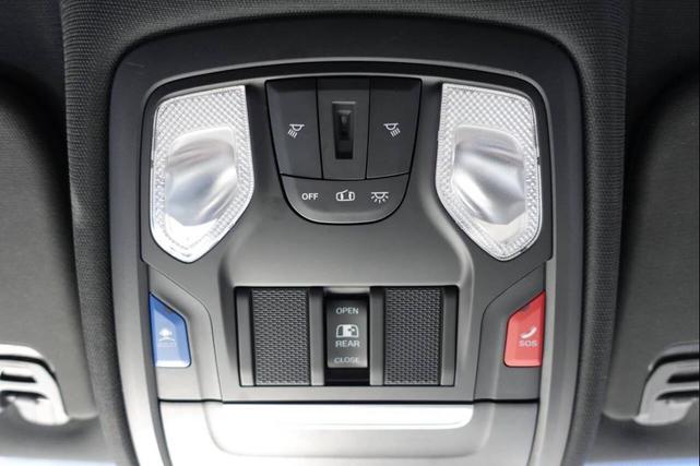 Photo of 2019 Black RAM 1500