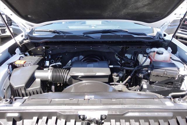 Photo of 2023 White Chevrolet Silverado 2500