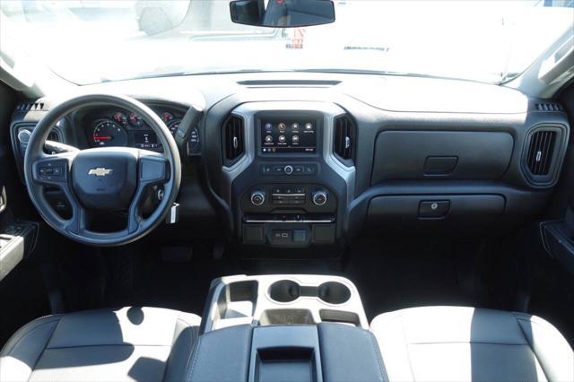 Photo of 2023 White Chevrolet Silverado 2500