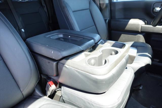 Photo of 2023 White Chevrolet Silverado 2500