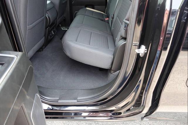 Photo of 2023 Black GMC Sierra 1500