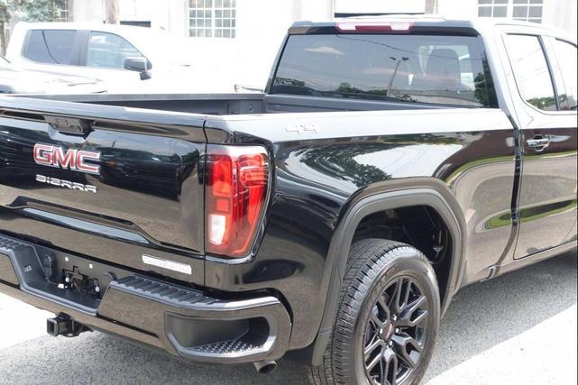 Photo of 2023 Black GMC Sierra 1500